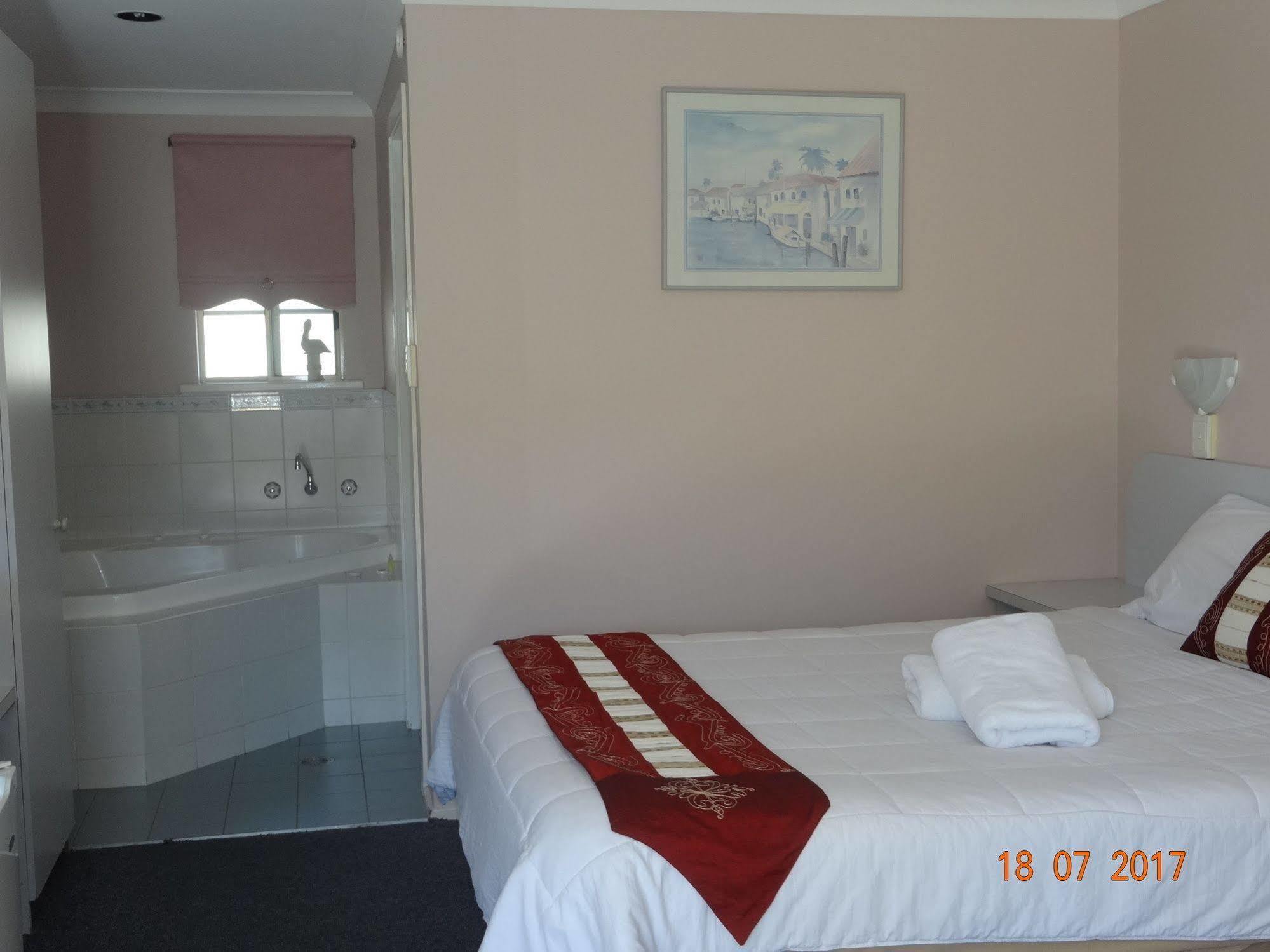 Forster Palms Motel Εξωτερικό φωτογραφία